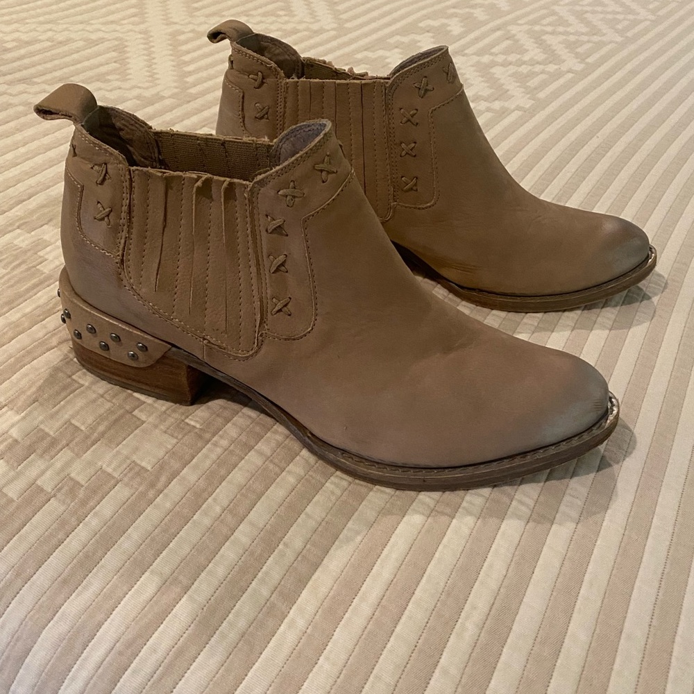 Naughty Monkey booties - like new!! Worn once! Size 9.5